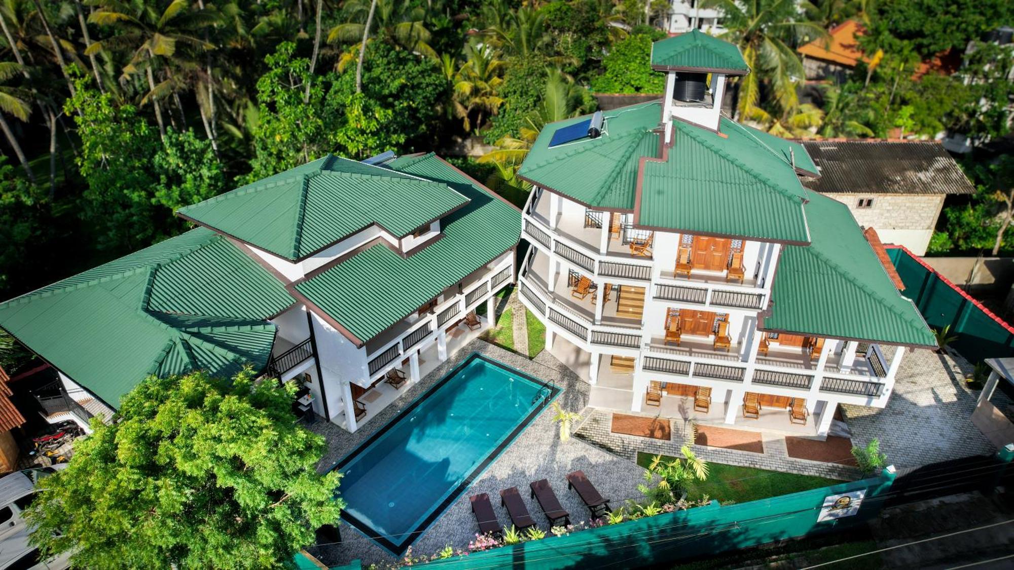 Teya Beach Hotel Ahangama Exteriör bild